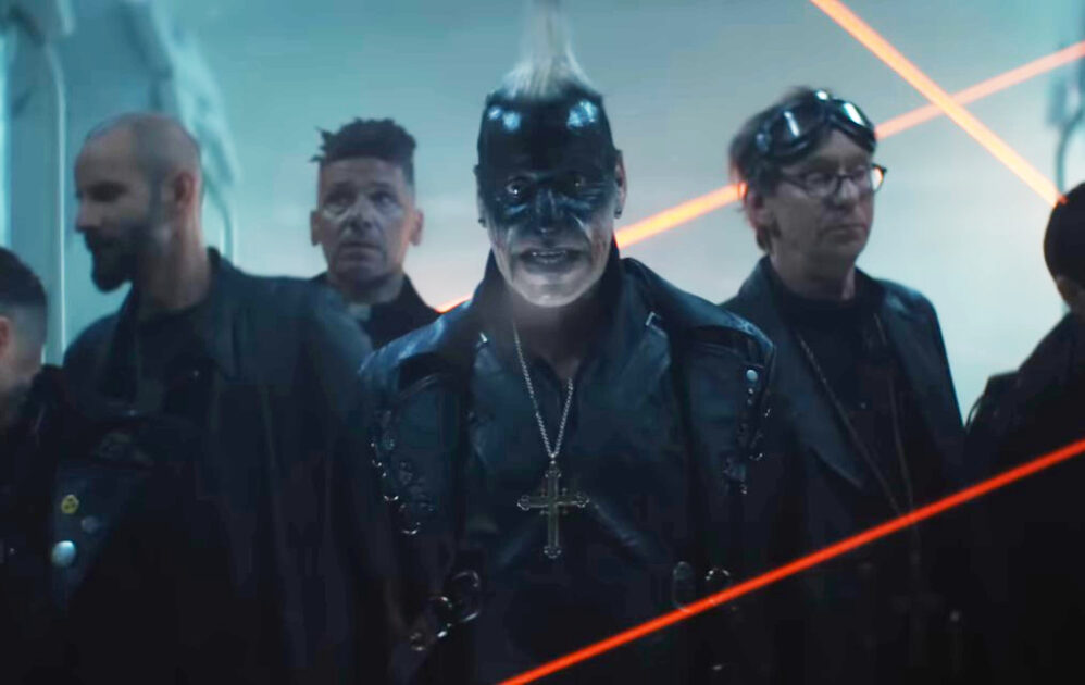 Группа Rammstein выпустила новый кинематографичный клип Adieu