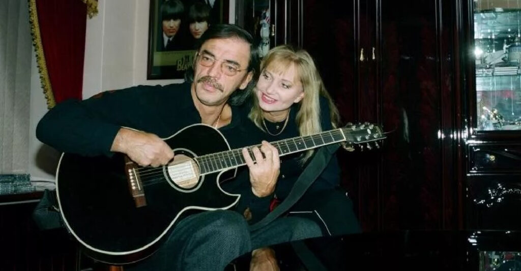 Второй шанс: 5 звездных пар, которые воссоединились после разрыва