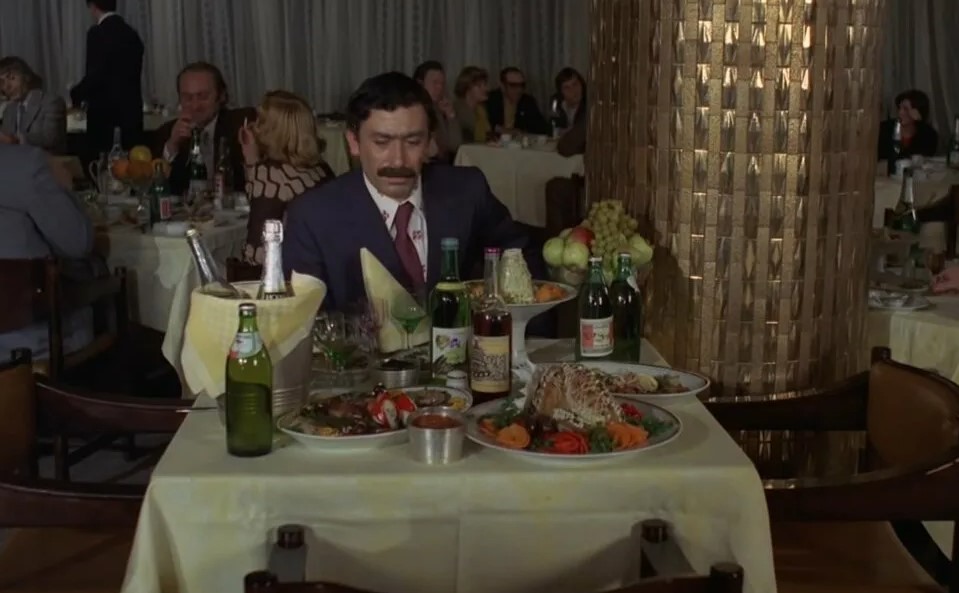 Взболтать, но не смешивать: готовим коктейли из культового кино у себя дома