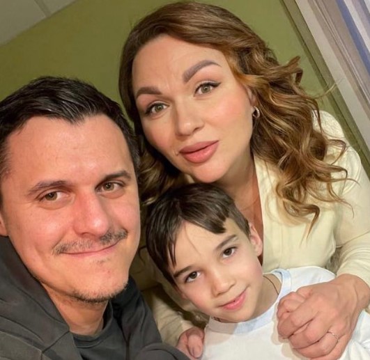 40-летняя звезда Comedy Woman Ангарская снова стала матерью