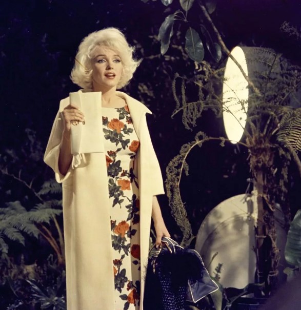 Проклятые платья звезд, которые принесли несчастья своим владелицам