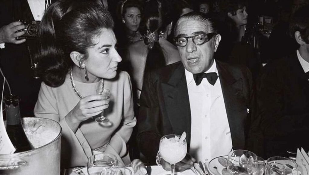 Появились первые кадры с Джоли в роли оперной дивы Марии Каллас