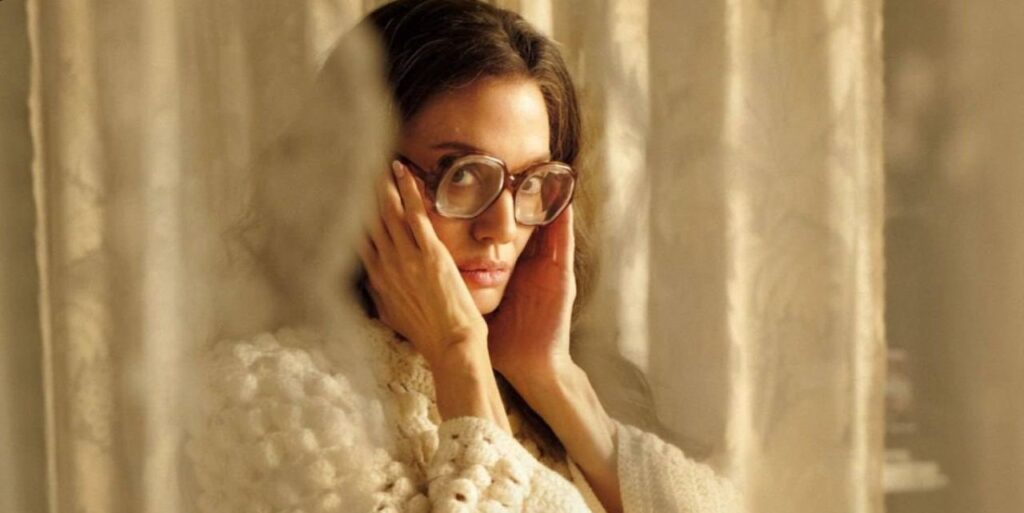 Появились первые кадры с Джоли в роли оперной дивы Марии Каллас