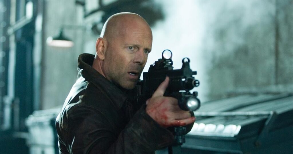 Каждый день, как последний: в каком мире живет тяжелобольной Брюс Уиллис