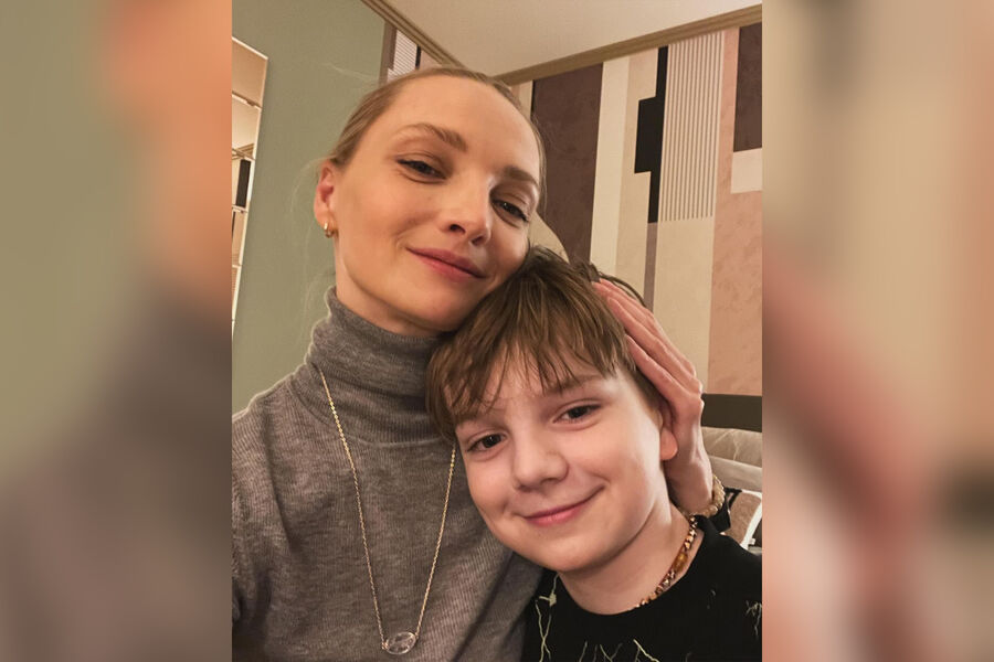 Вилкова показала сына от звезды «Не родись красивой» Любимова