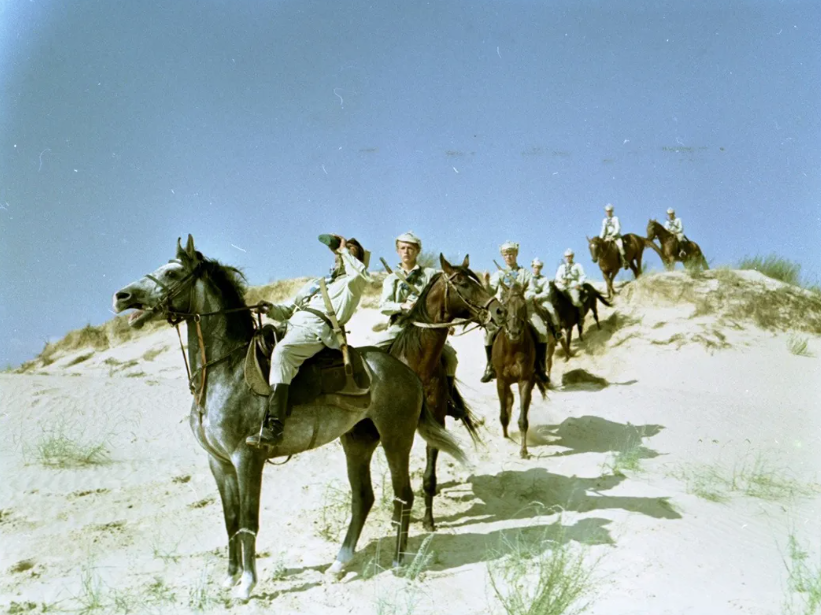«Неуловимые мстители»: опасные трюки и трагедия в советском вестерне