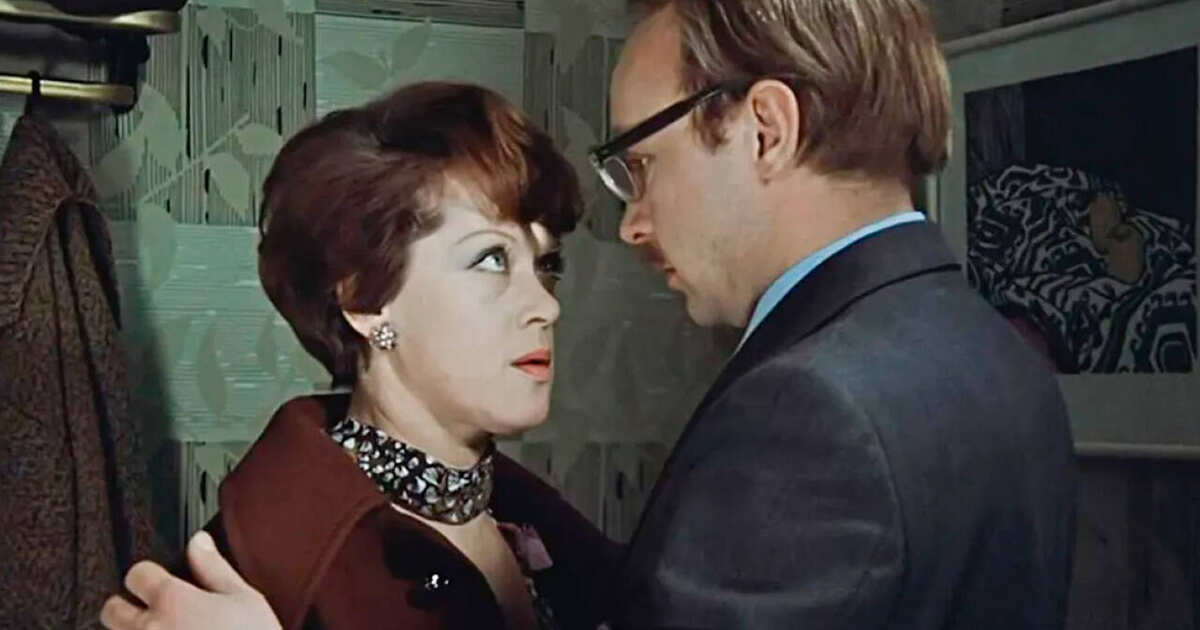 «Служебный роман»: эпизоды, которые остались за кадром культового фильма