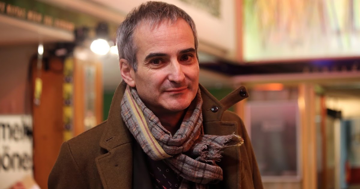 Оливье Ассайас снимет политический триллер о России 90-х Оливье Ассайас снимет политический триллер о России 90-х