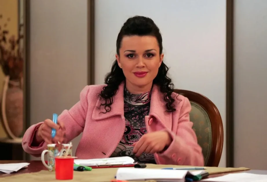 Заворотнюк была заменой: кто должен был сыграть Вику в «Моей прекрасной няне» Заворотнюк была заменой: кто должен был сыграть Вику в «Моей прекрасной няне»