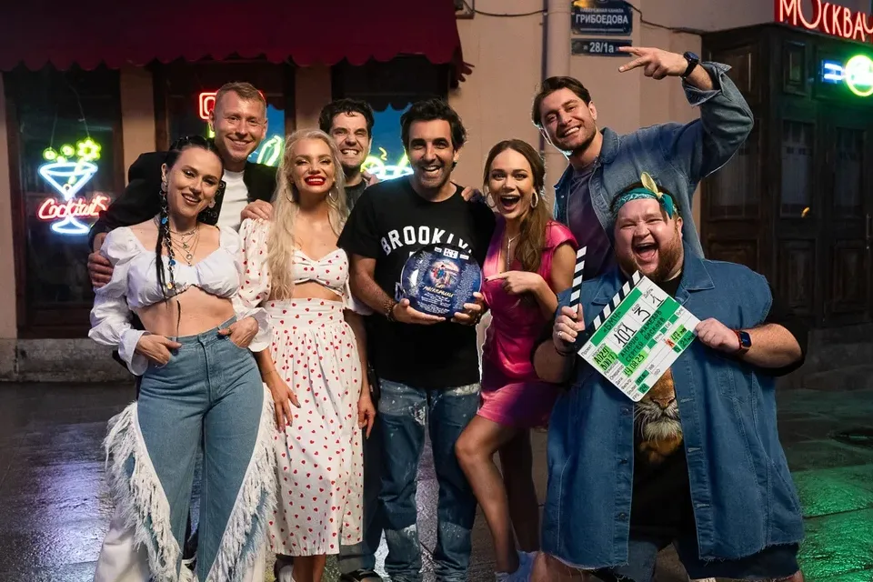 «Бар МоскваЧики»: почему стоит посмотреть новую комедию с IOWA
