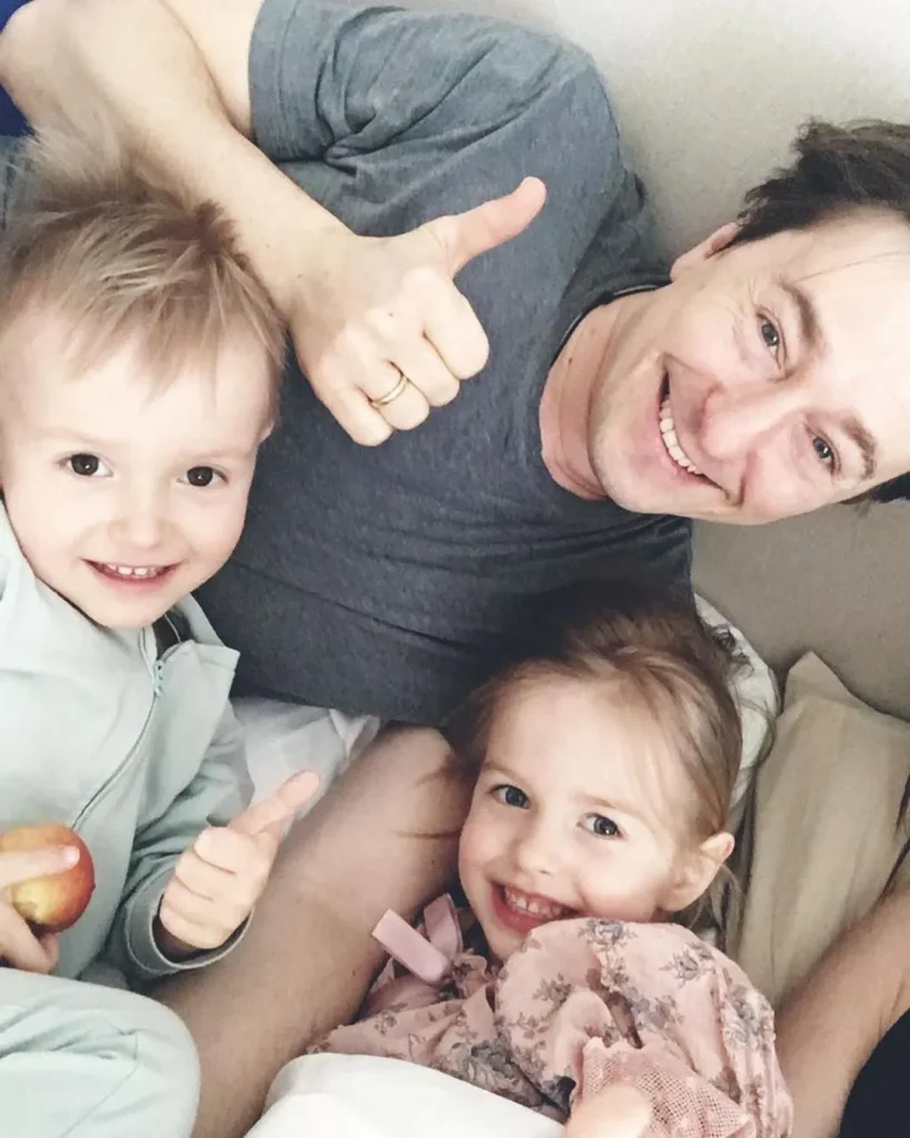 Сергей Безруков: «Делаю все возможное, чтобы успеть на купание детей»