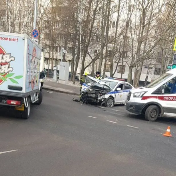 Денис Матросов попал в ДТП в Москве: подробности