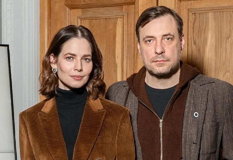 Юлия Снигирь трогательно поздравила падчерицу с премьерой фильма