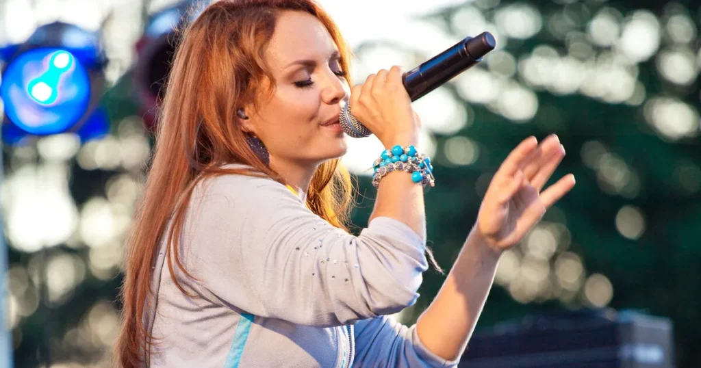 О жизни певицы МакSим снимут художественный фильм