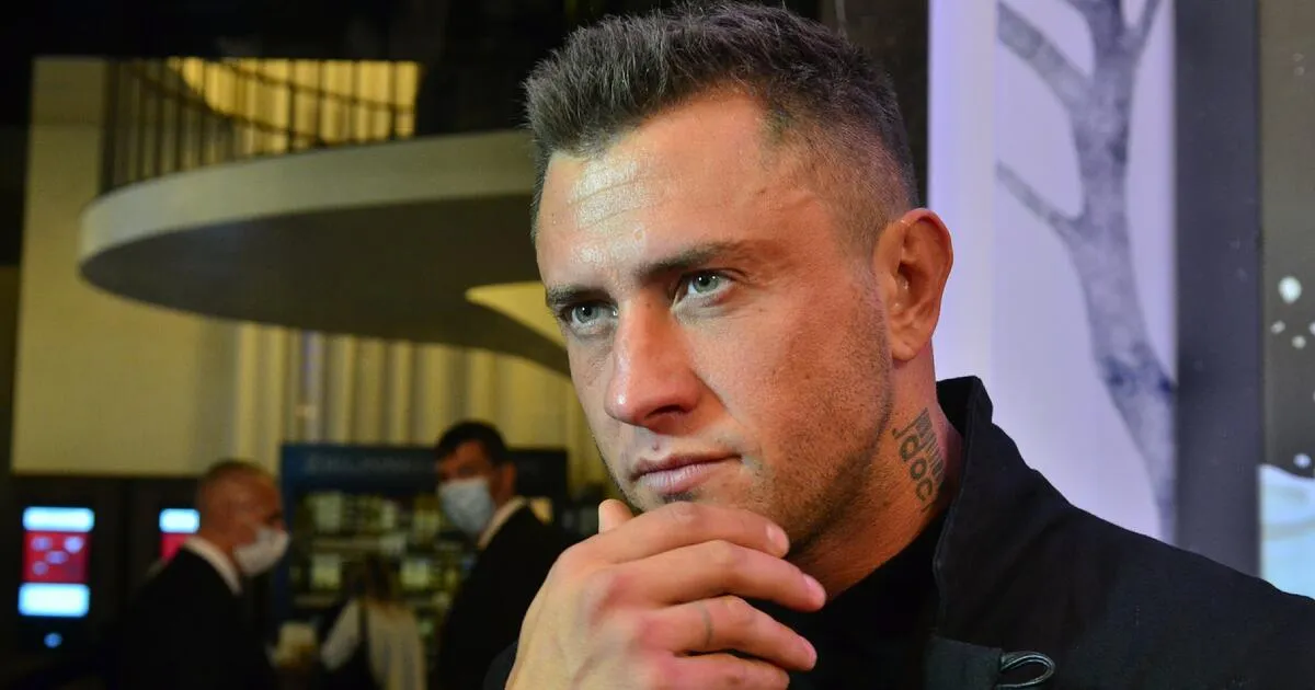 Прилучный намекнул на истинные причины развода с Агатой Муцениеце Прилучный намекнул на истинные причины развода с Агатой Муцениеце