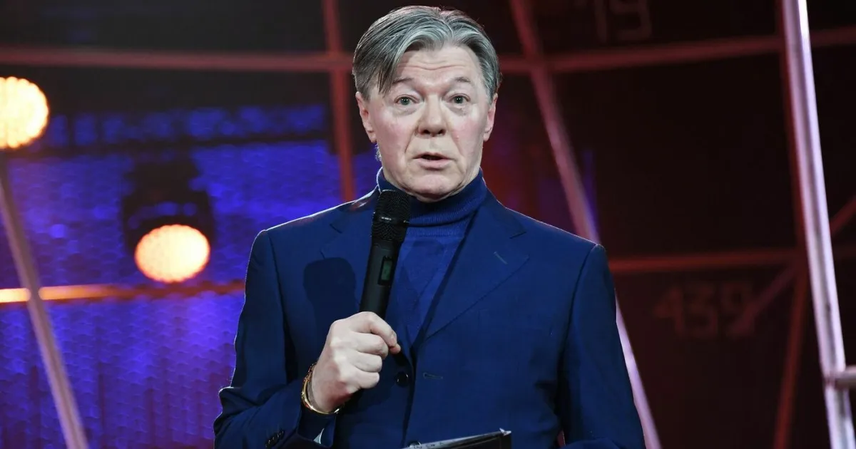 86-летний актер Александр Збруев возвращается на сцену театра 86-летний актер Александр Збруев возвращается на сцену театра