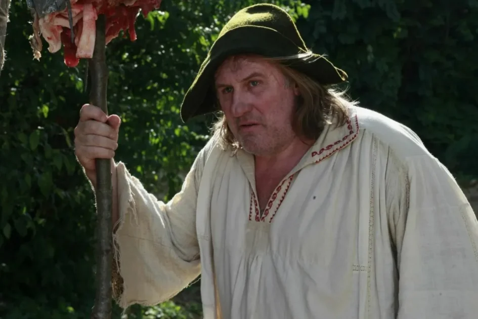 Депардье заключил соглашение с подавшим на него в суд итальянским журналистом