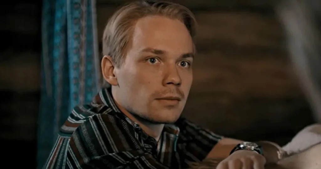 Не только кино: актер Роман Евдокимов рассказал о плюсах жизни в семье врачей