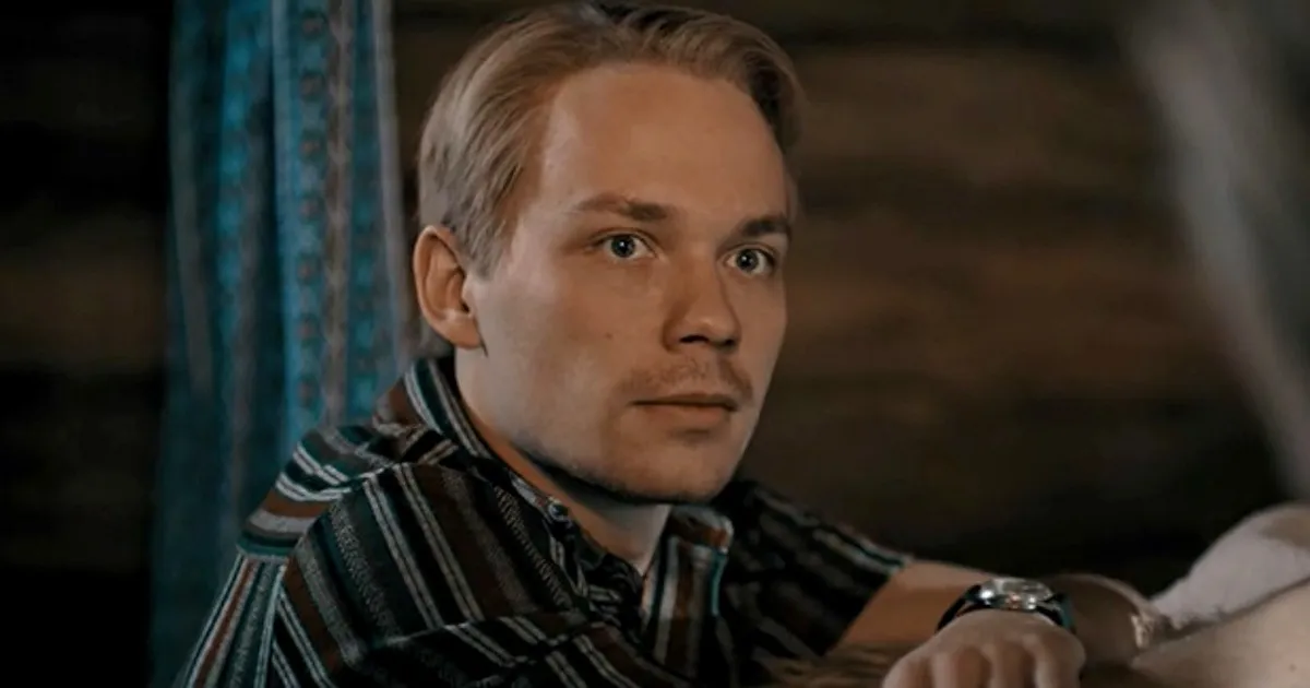 Не только кино: актер Роман Евдокимов рассказал о плюсах жизни в семье врачей