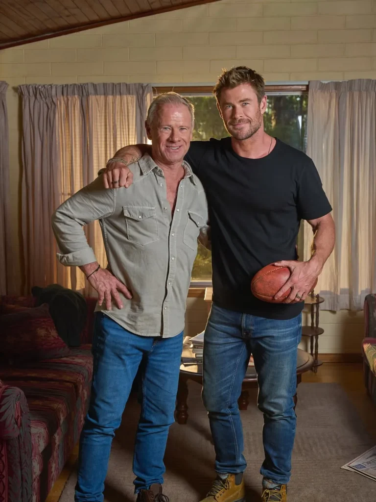 Крис Хемсворт рассказал об отце и болезни Альцгеймера