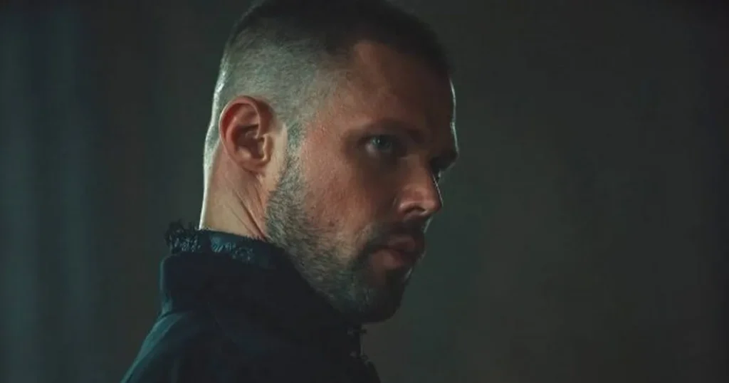 Актер Даниил Воробьев рассказал о работе с Моникой Беллуччи