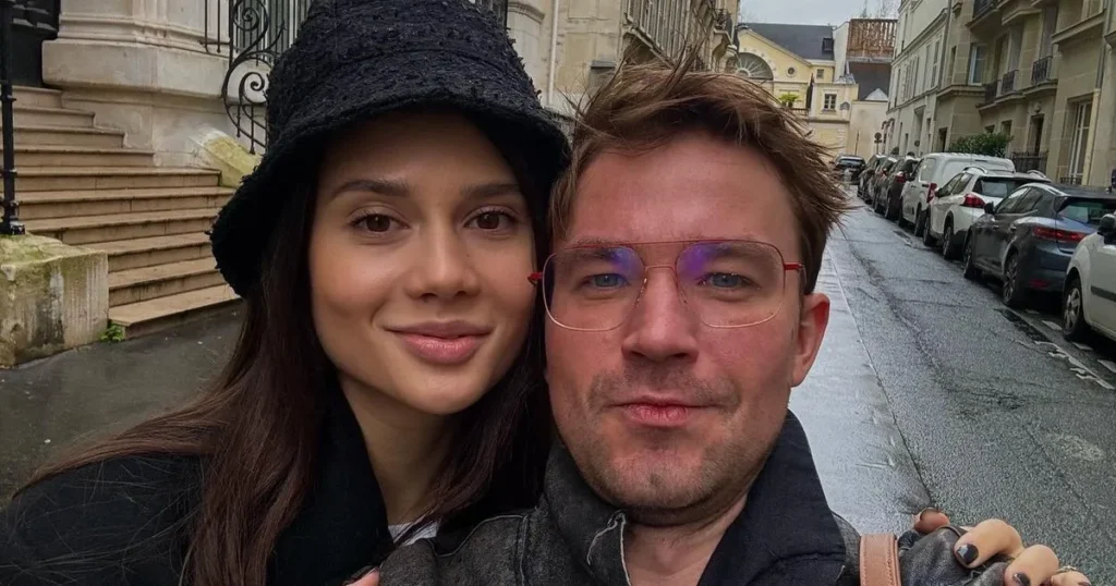 Почему в сети обсуждают помолвку актрисы Стаси Милославской