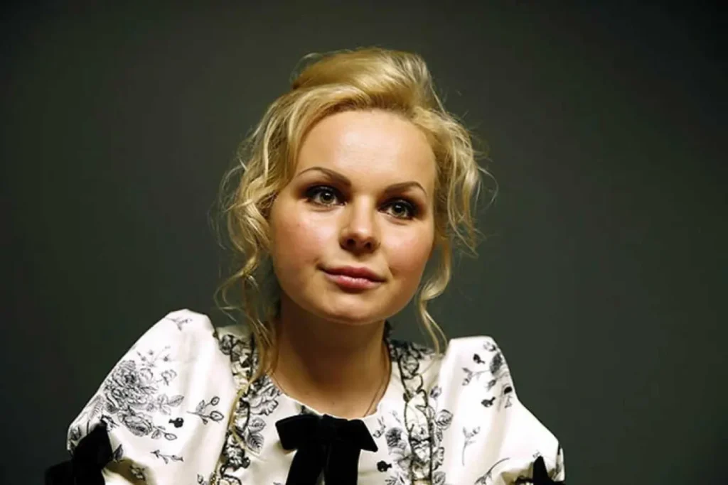 Как Алиса Вокс сработалась со Шнуровым, а потом сама же ушла из группы