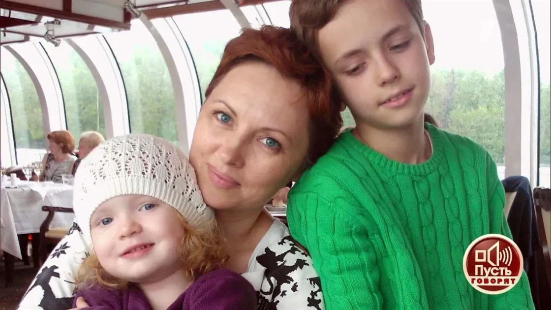 Елена Ксенофонтова о воспитании сына и признаниях