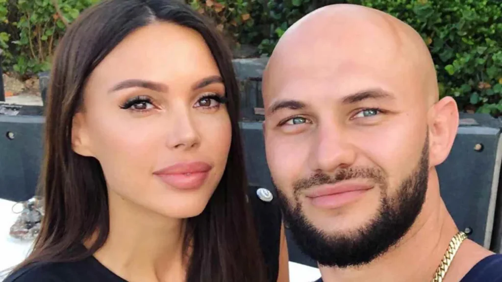 Оксана Самойлова осталась без жилья после развода