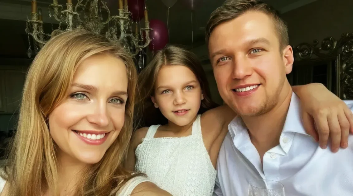 Елена Дудина и Анатолий Руденко поделились фотографиями сына