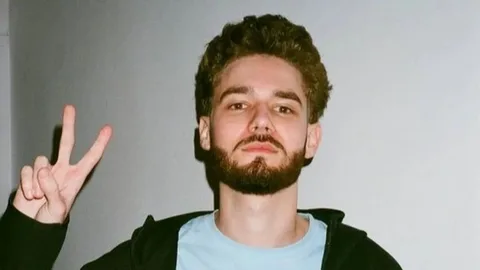 У 24-летнего стримера Влада Куертова нашли рак