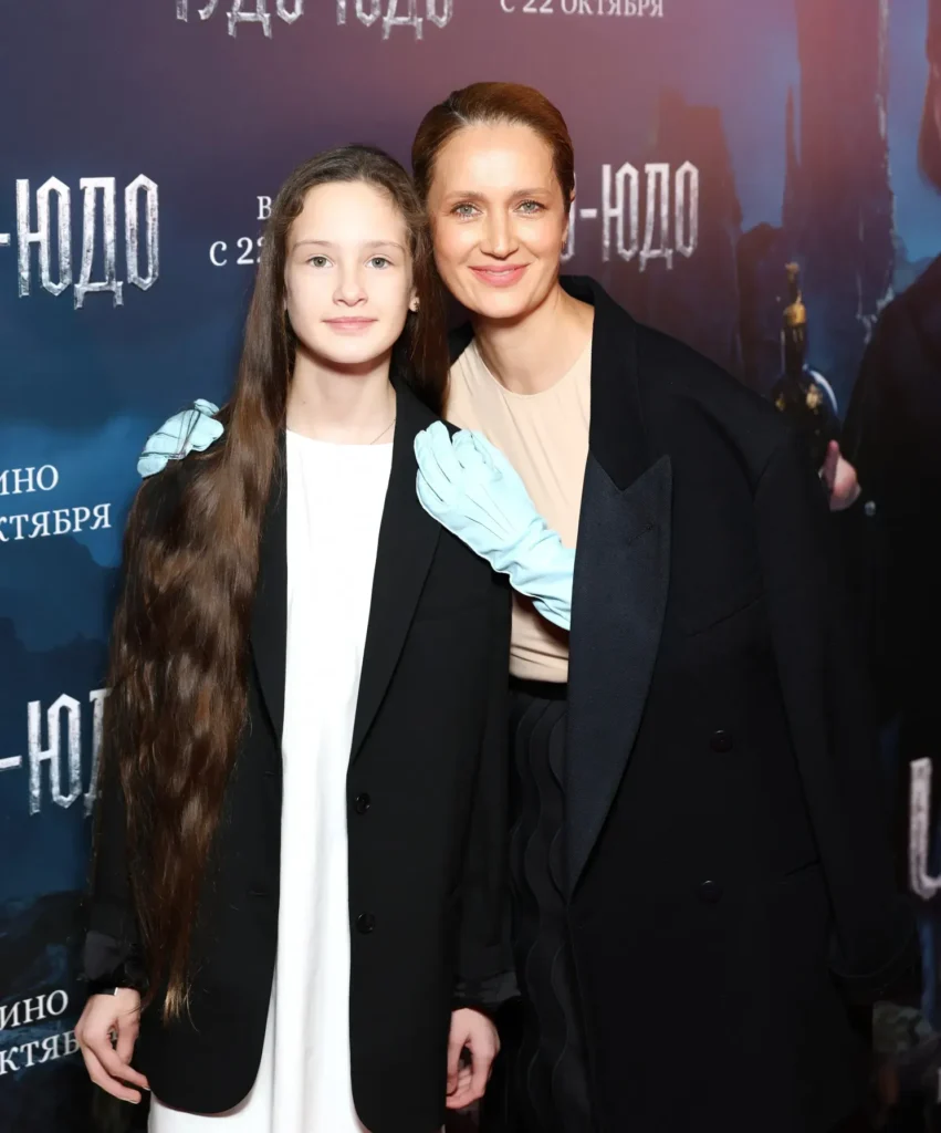 Сергей Безруков и Алексей Чадов посетили премьеру фильма «Чудо-Юдо»